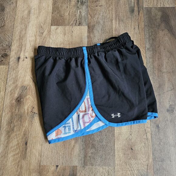 Under Armour Women’s Athletic Set – Size XS – Batman Tee & Shorts - Picture 3 of 6